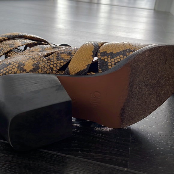 Beautiful Chloe Rylee ankle boots. Soft leather Size 38 - Picture 5 of 5